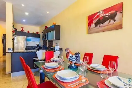 Oceanfront Condo A Block Off 5Th In Heart Of Playa プレヤデルカーメン 別荘
