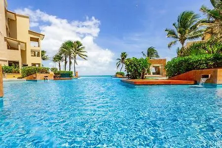 Oceanfront Condo A Block Off 5Th In Heart Of Playa プレヤデルカーメン メキシコ