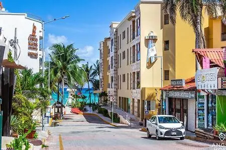 別荘 Oceanfront Condo A Block Off 5Th In Heart Of Playa プレヤデルカーメン メキシコ