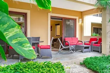 Oceanfront Condo A Block Off 5Th In Heart Of Playa プレヤデルカーメン 0*,  メキシコ